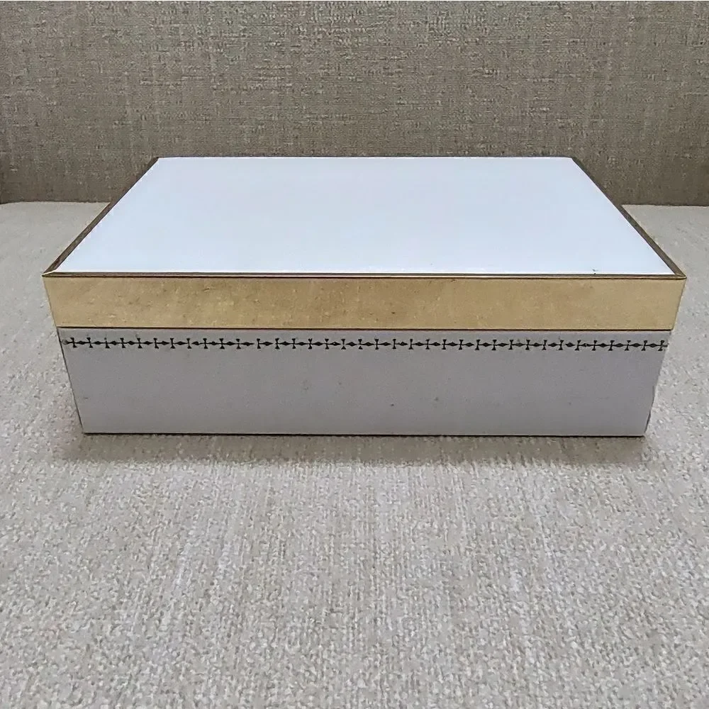 Wells vintage white